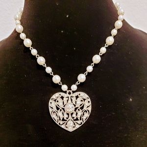 Silver Tone Heart Pearls Rhinestone Crystals, New